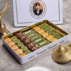 Hafiz-Mustafa-Assortment-Baklava-1,750-Gr-in-Metal-Box-2